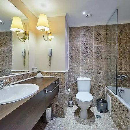 Apartment Freedom Beach With Pool, Gym And Free Transfer *